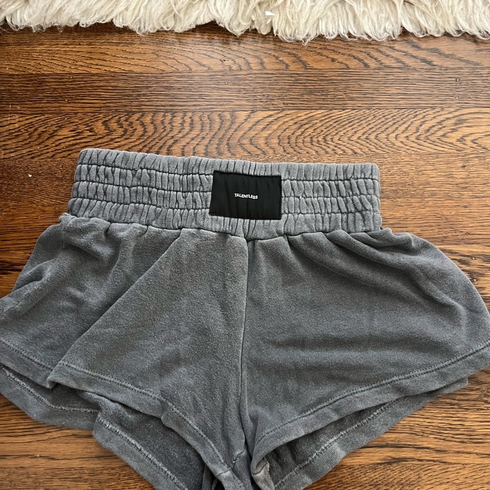 Talentless BOXING SHORTS - CORE